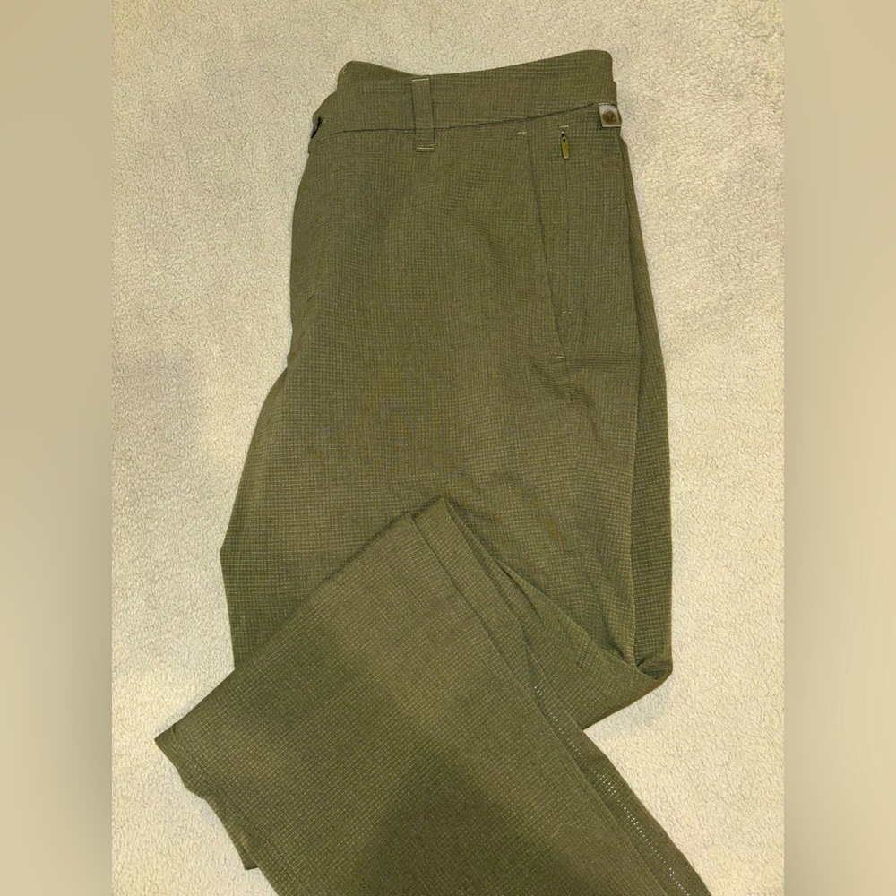Lululemon Men’s Tailored Green Pants, 36
